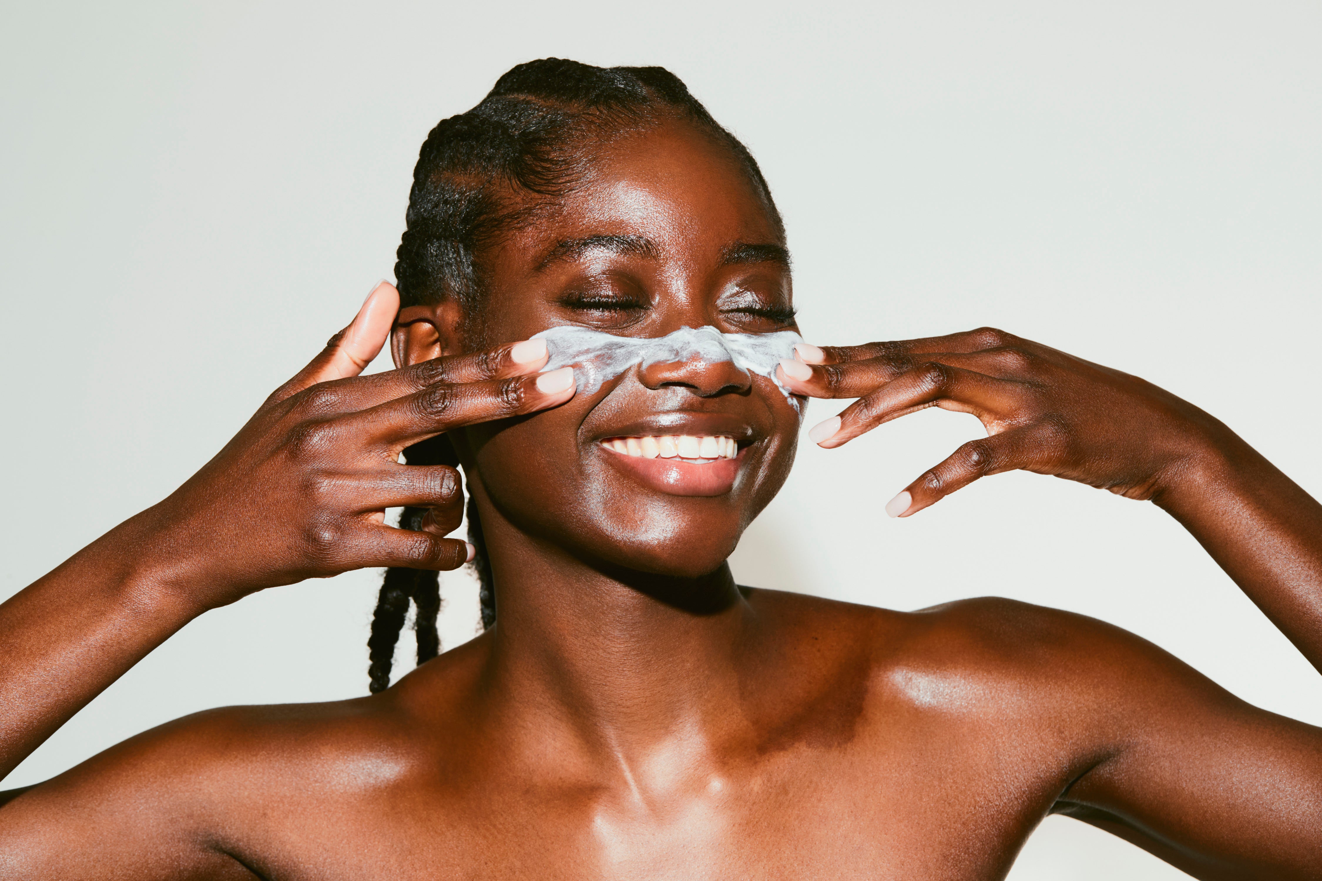 GA_SKIN_IS_LIFE_SPF_MODEL_226_